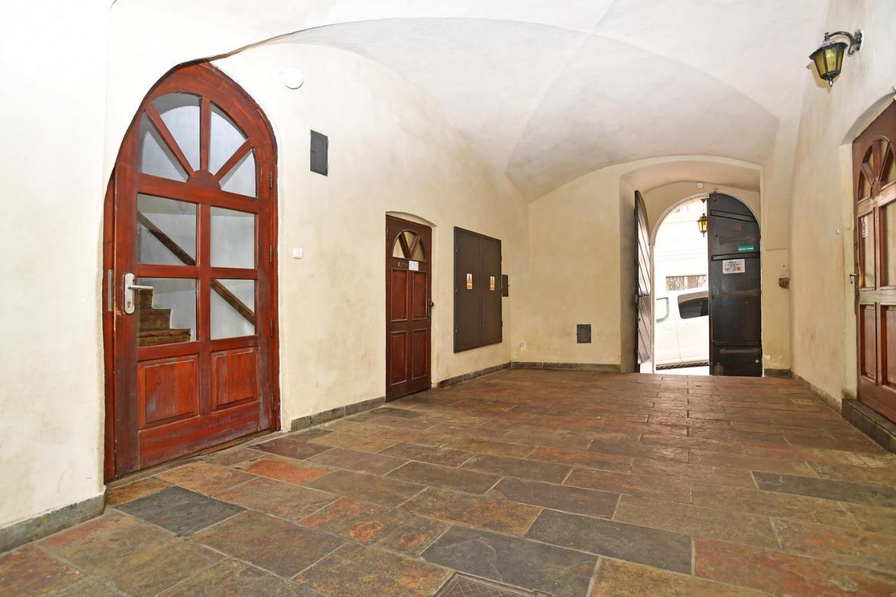 Lovely Little Cosy Apt In Praha Bagian luar foto